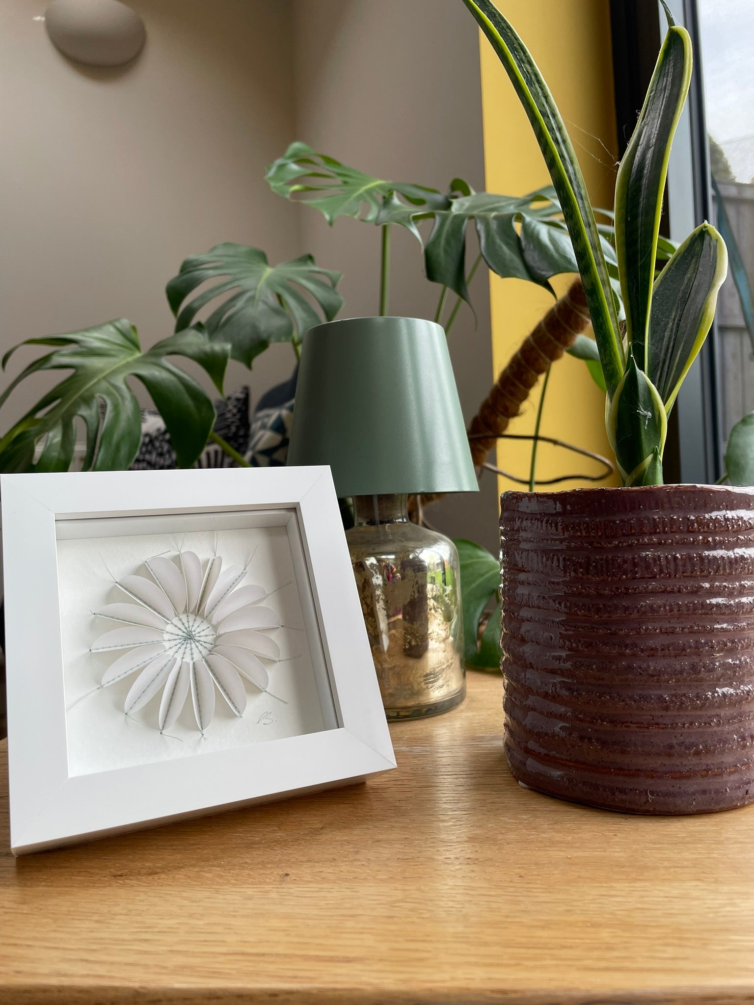 Round Micro 1 (framed)